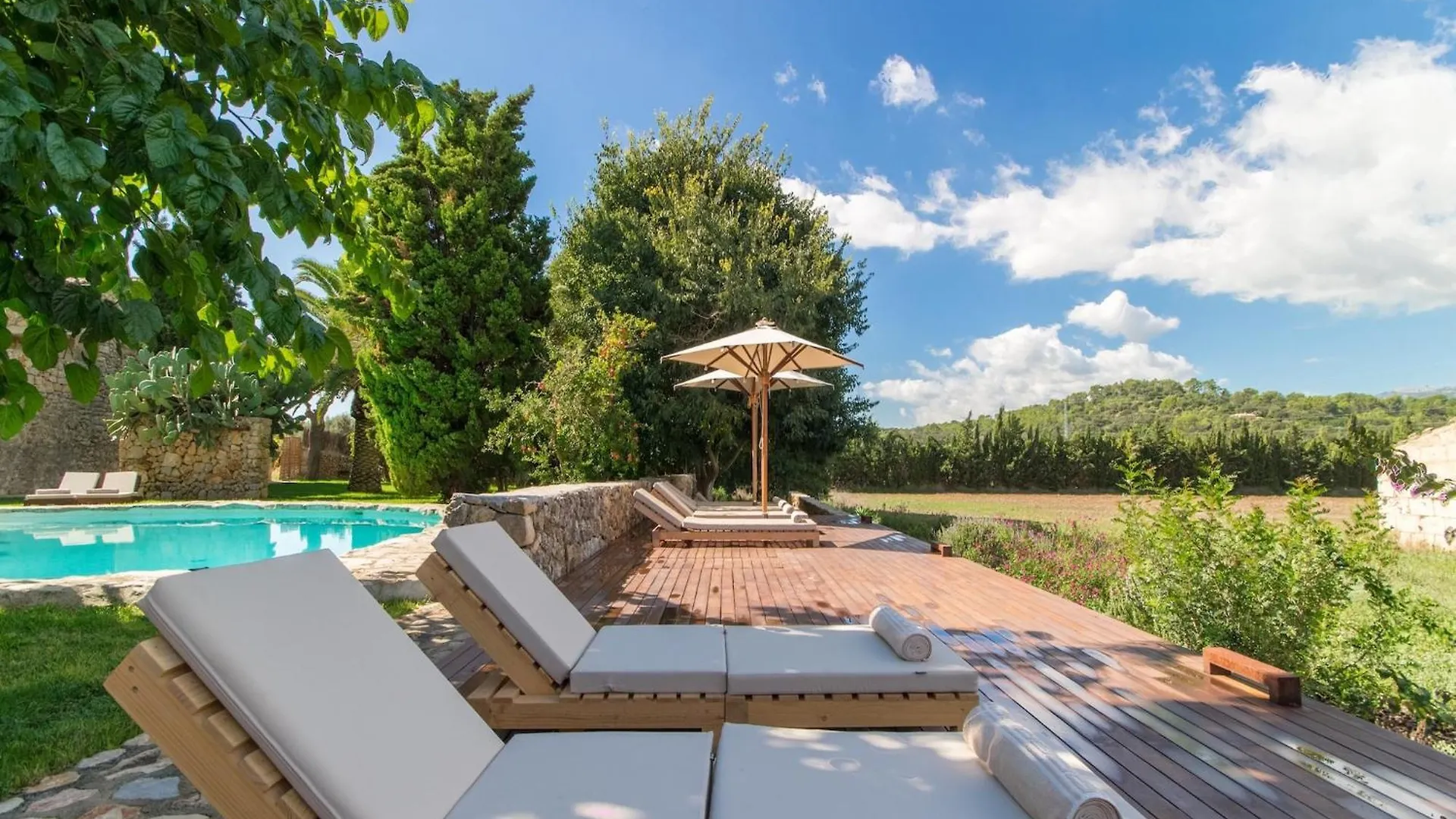 בוחר Charming Country House For 8 Adults 0*,